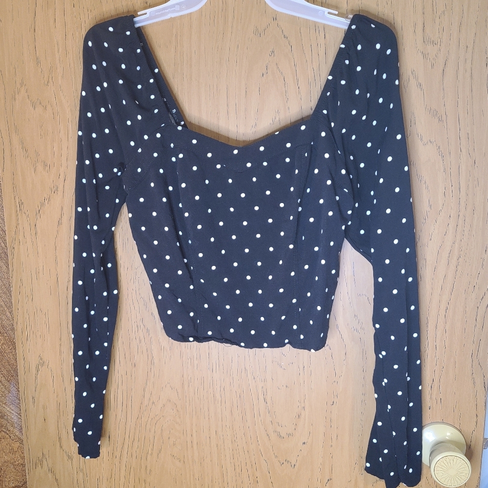 Long sleeve crop top